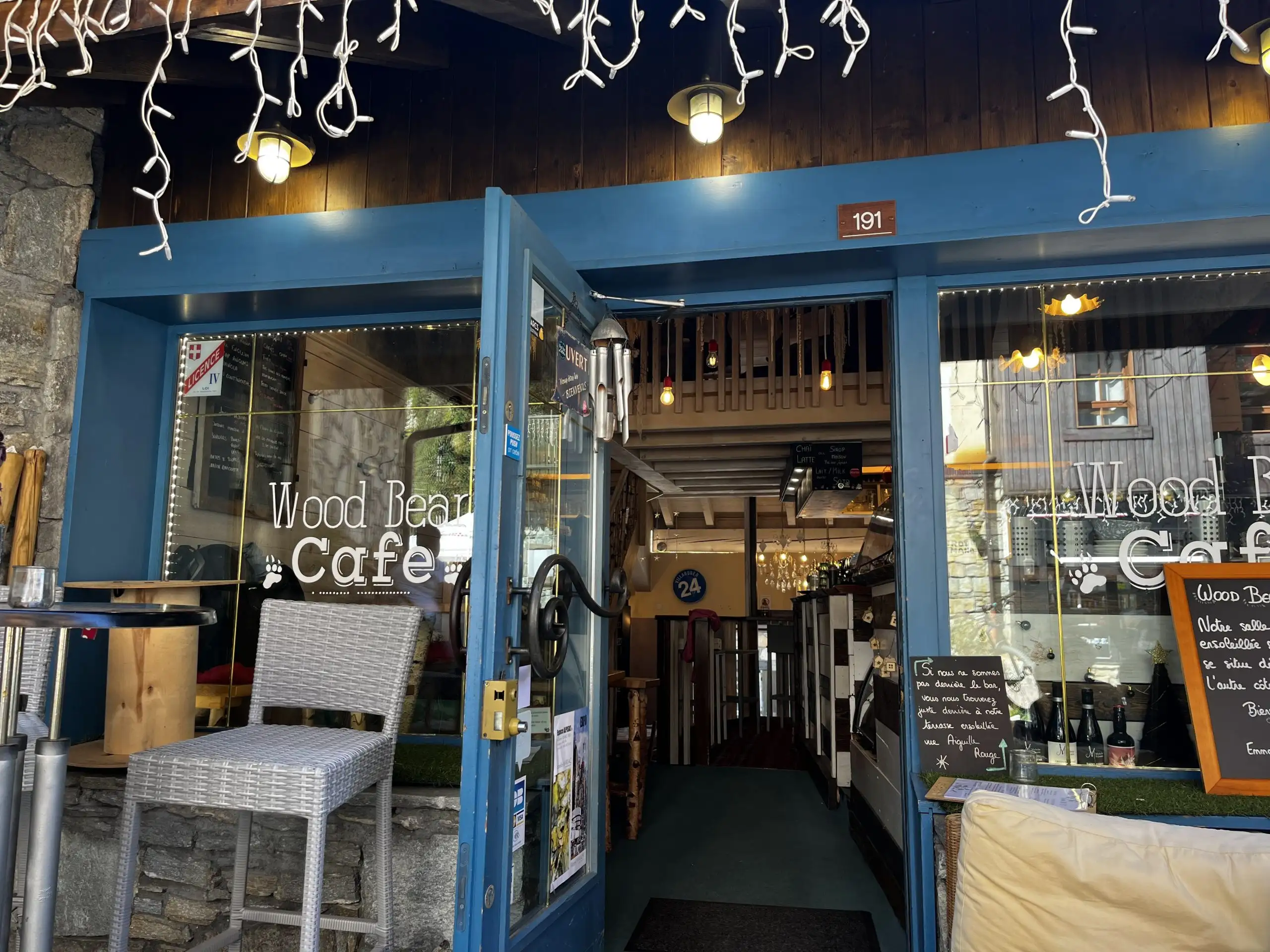 Wood Bear Café à Bourg-Saint-Maurice