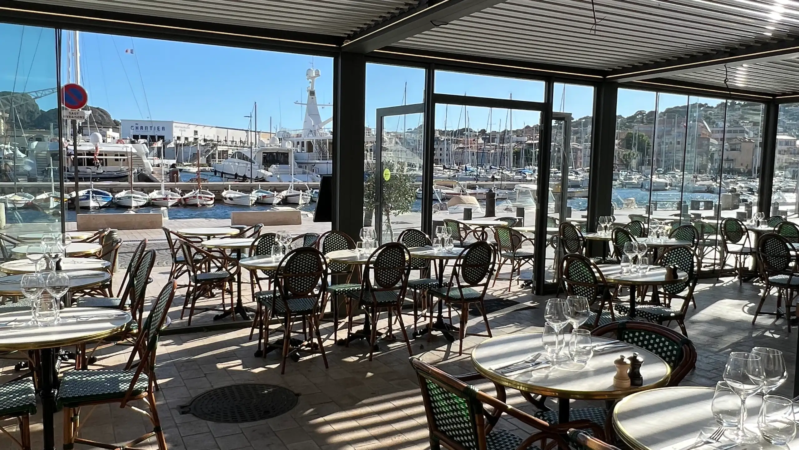 Restaurant la Barque - La Ciotat - Vue Mer- Notre cuisine du sud à La Ciotat