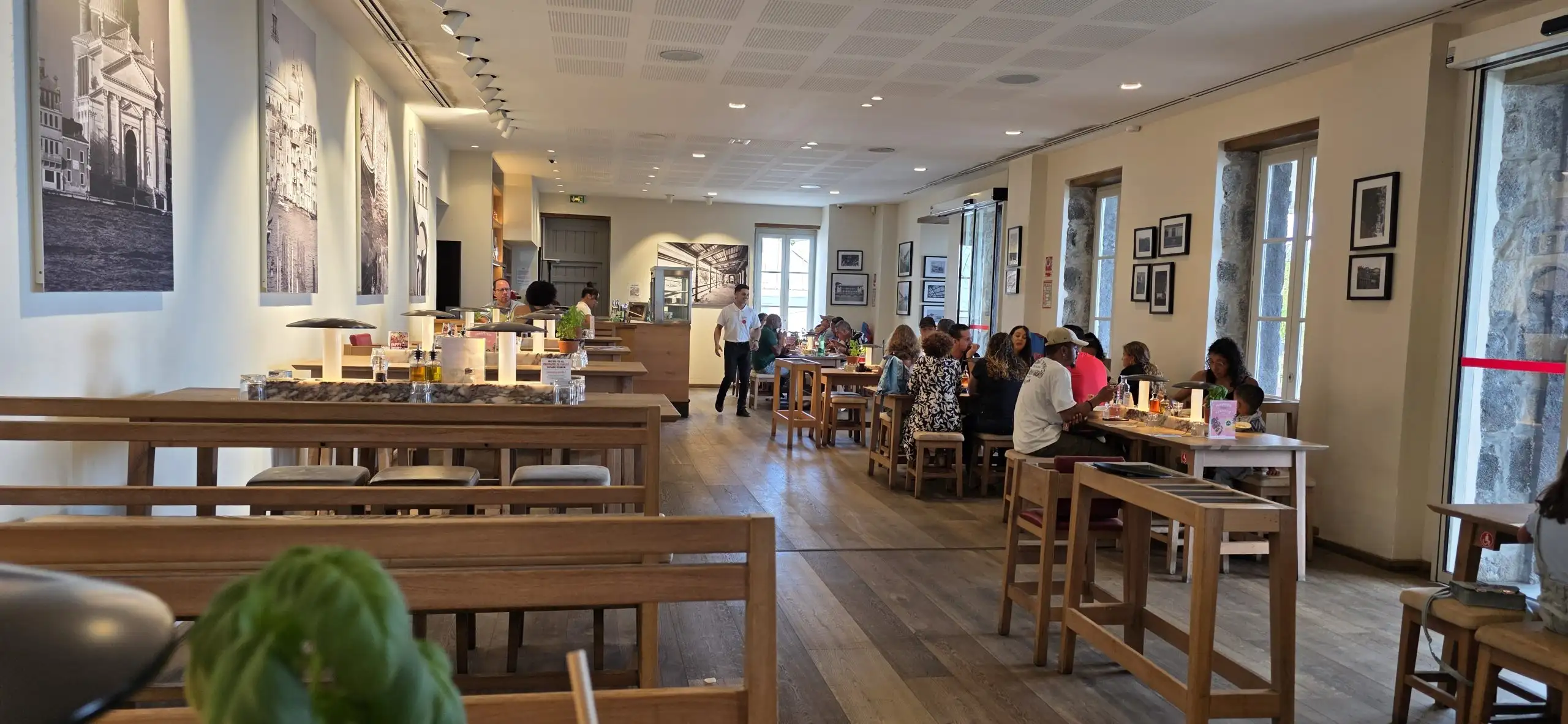 Restaurant Vapiano St Paul à Saint-Paul