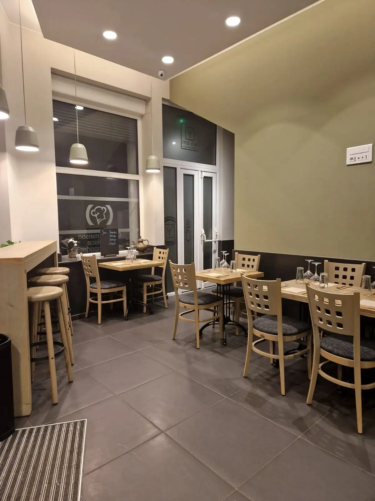 Au Feu De Cèdres à Tourcoing