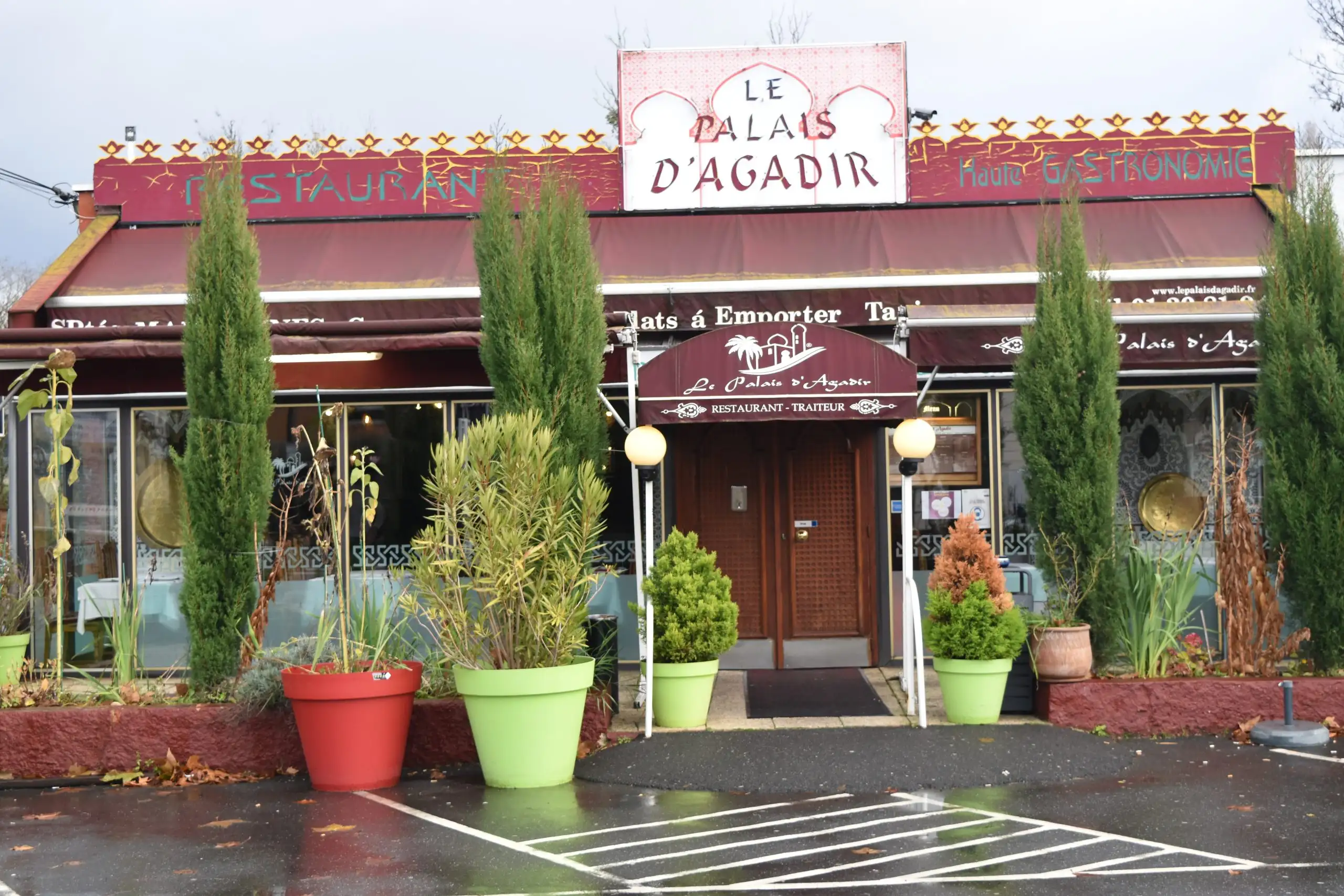 Le Palais d'Agadir. à Argenteuil