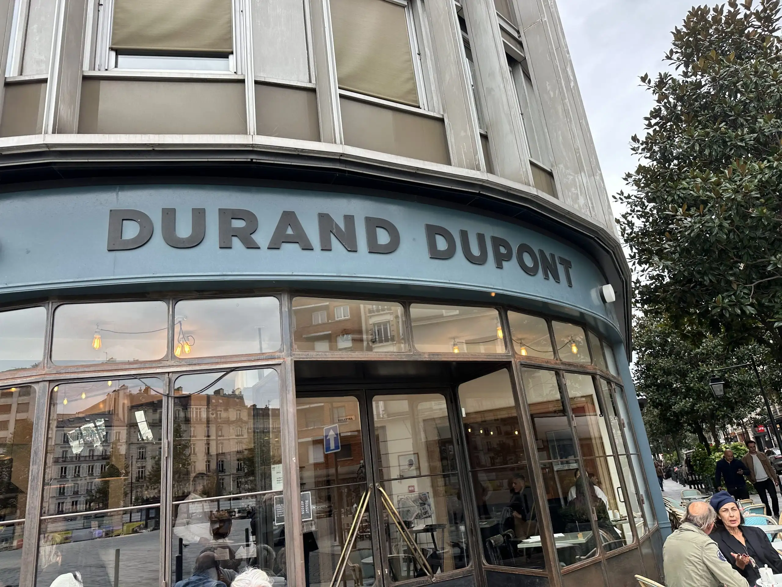 Le Durand Dupont à Neuilly-sur-Seine