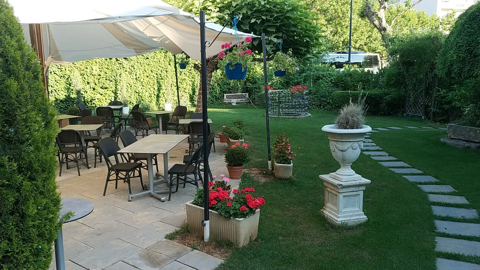 Les Boutons D'or à Gap