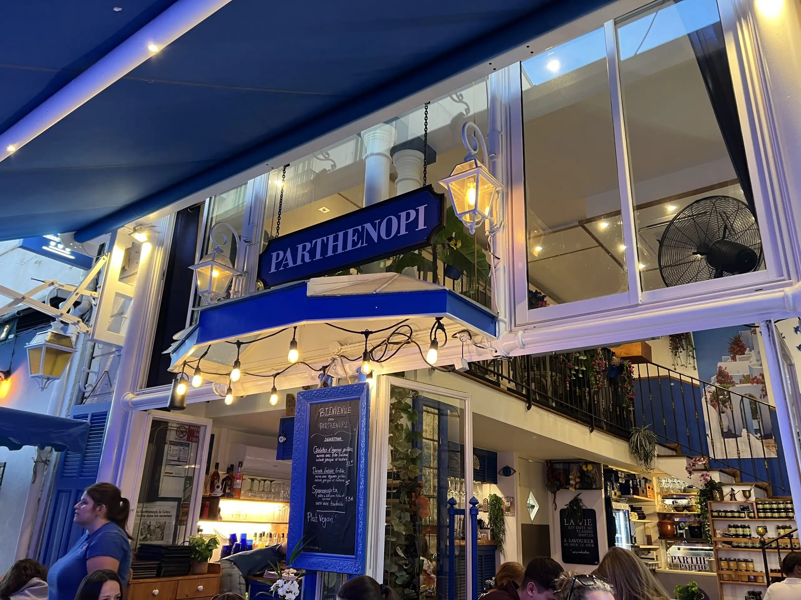 Parthenopi à Cannes