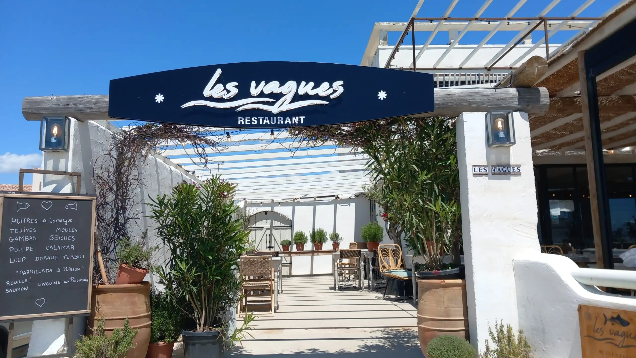 Les Vagues - Restaurant Saintes-Maries-de-la-Mer à Saintes-Maries-de-la-Mer