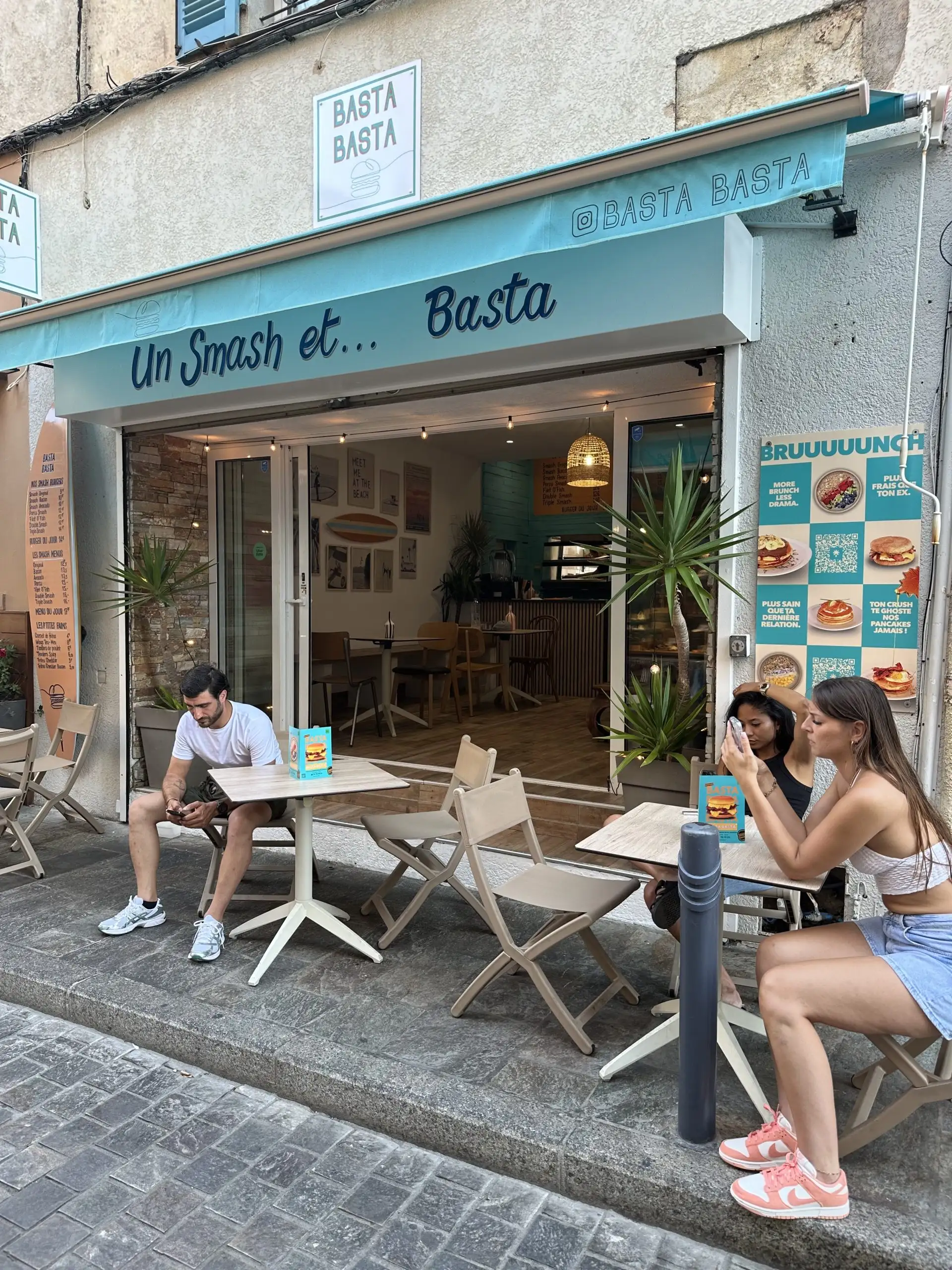 BASTA BASTA à Calvi