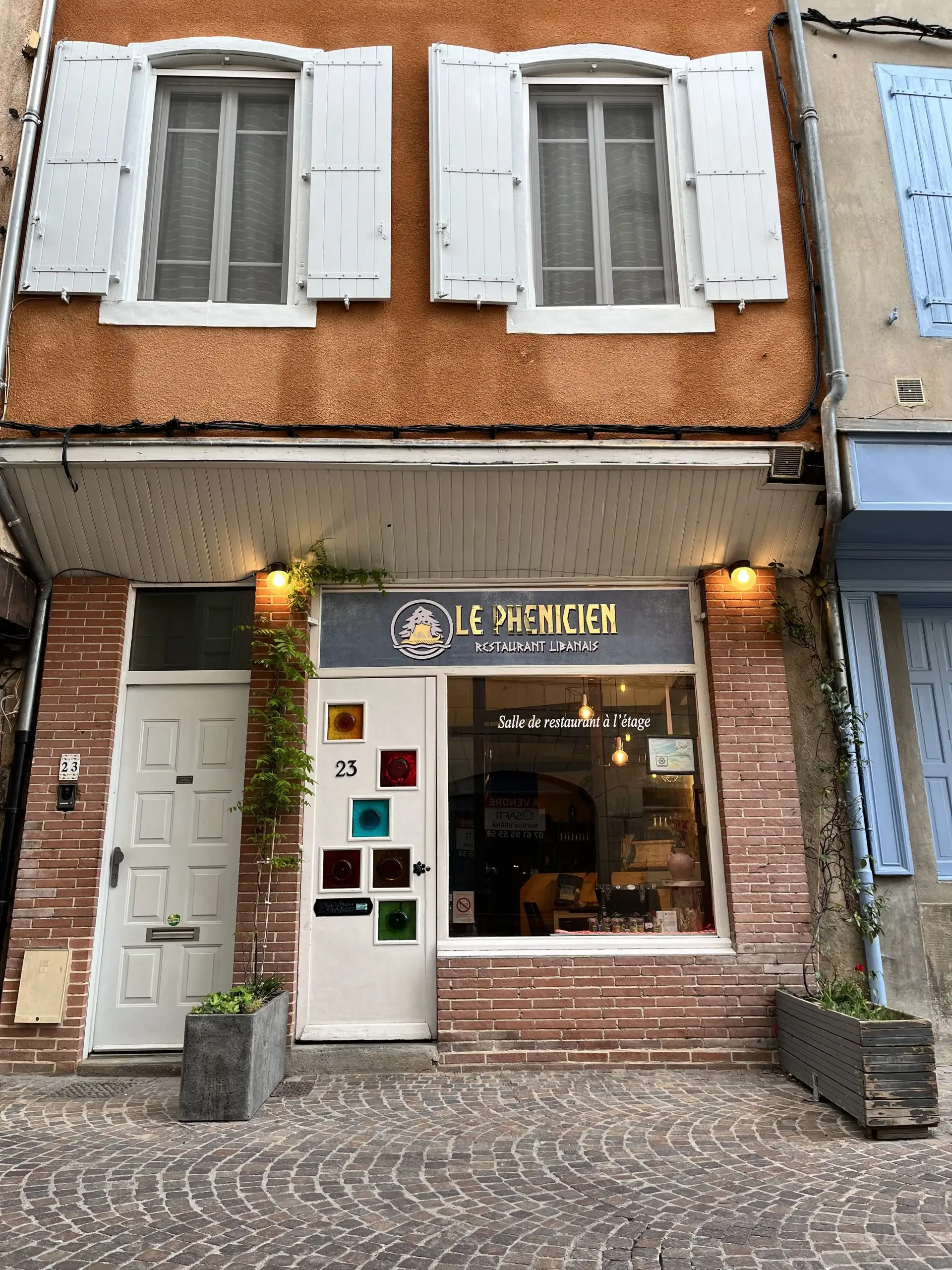 Le phénicien à Castres