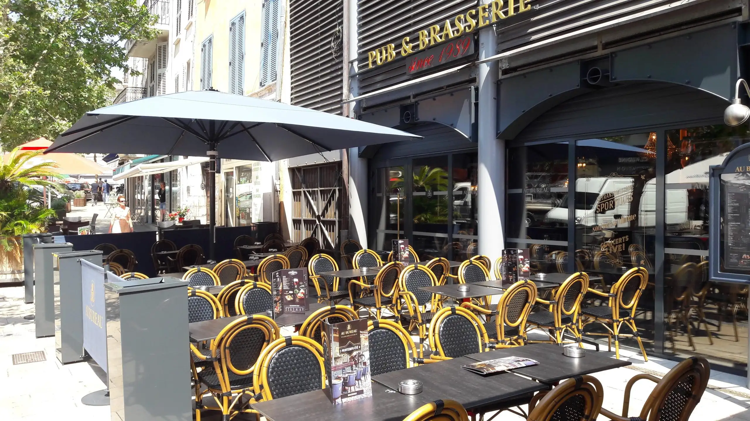 Au Bureau - Pub et Brasserie à Draguignan