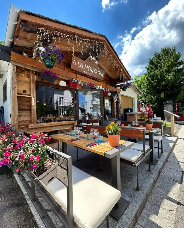 À La Montagne à Megève