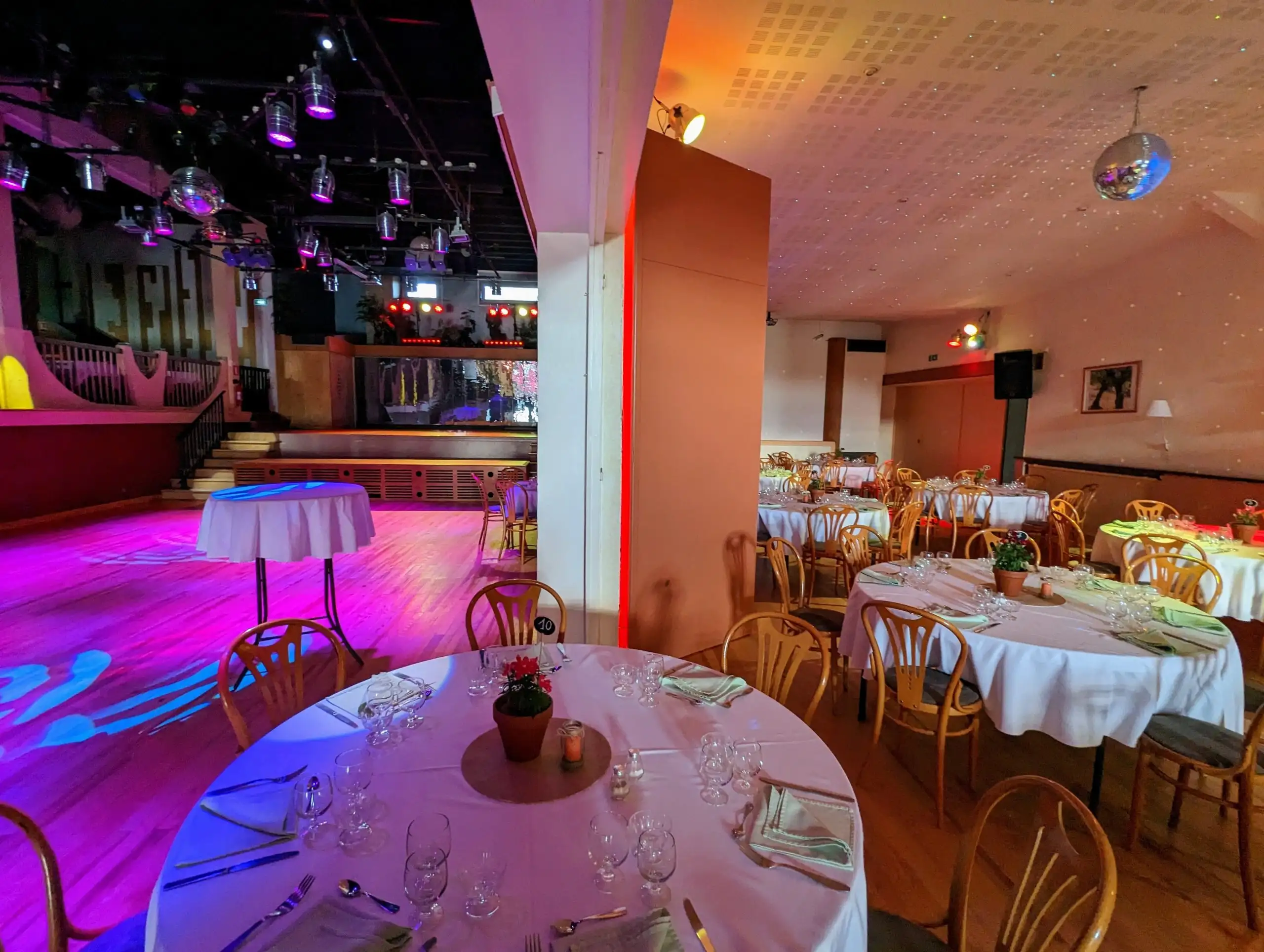 Restaurant Des Balmes Le Tahiti à Romans-sur-Isère