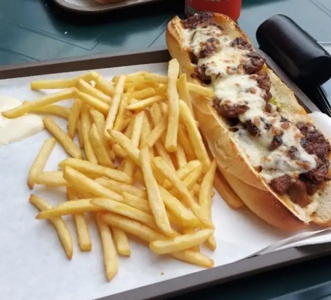 MG Fast Food à Sarcelles