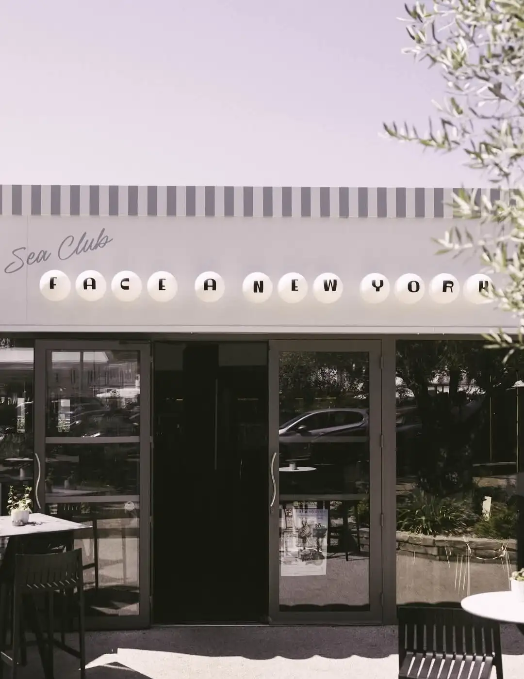 Restaurant Face à New York à Royan