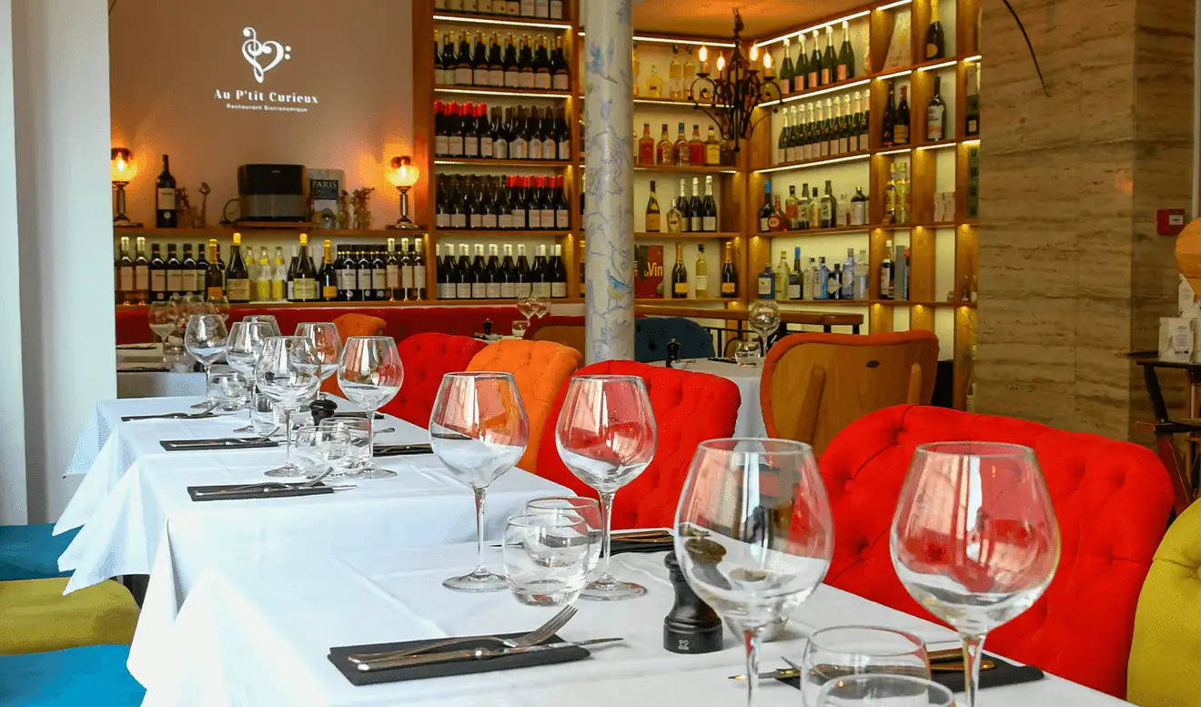 Au P'tit Curieux à Paris