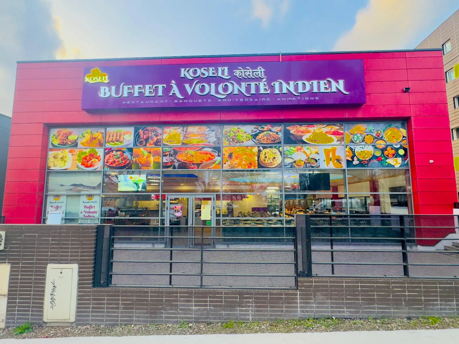 KOSELI BUFFET LA COURNEUVE : Buffet à volonté indien à La Courneuve