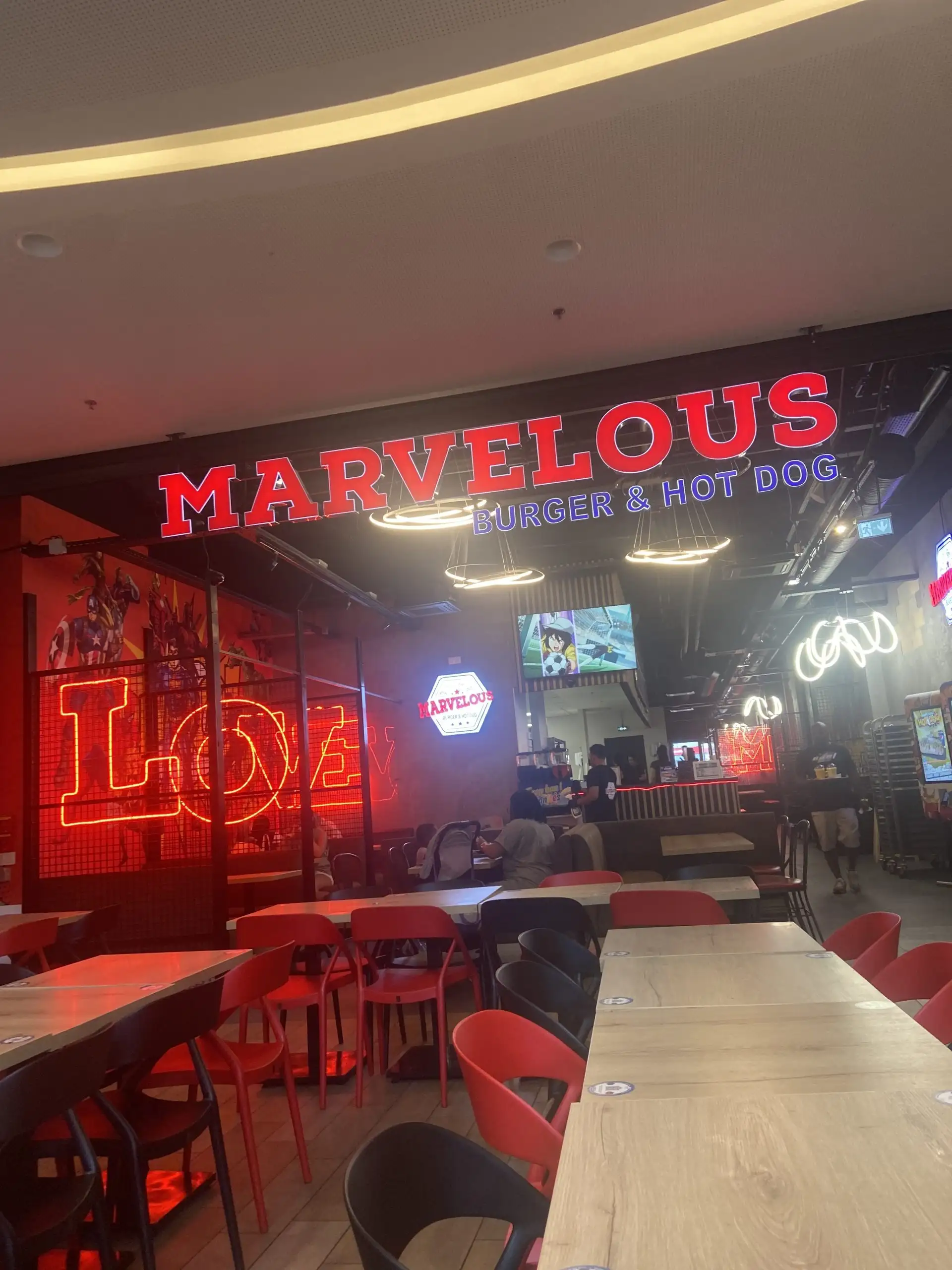 Marvelous Burger & Hot Dog à Évry-Courcouronnes