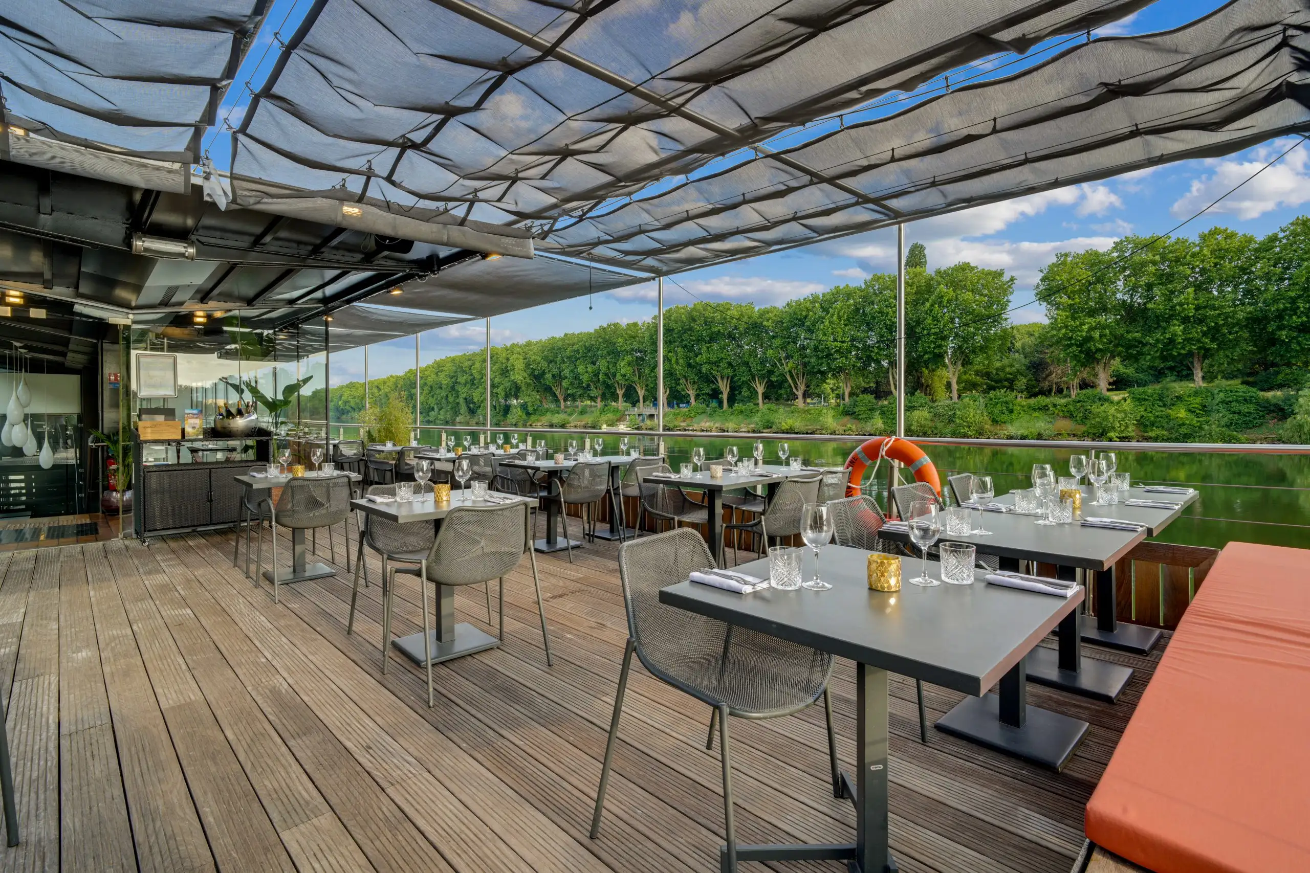 L'Avant Seine - Péniche à Épinay-sur-Seine