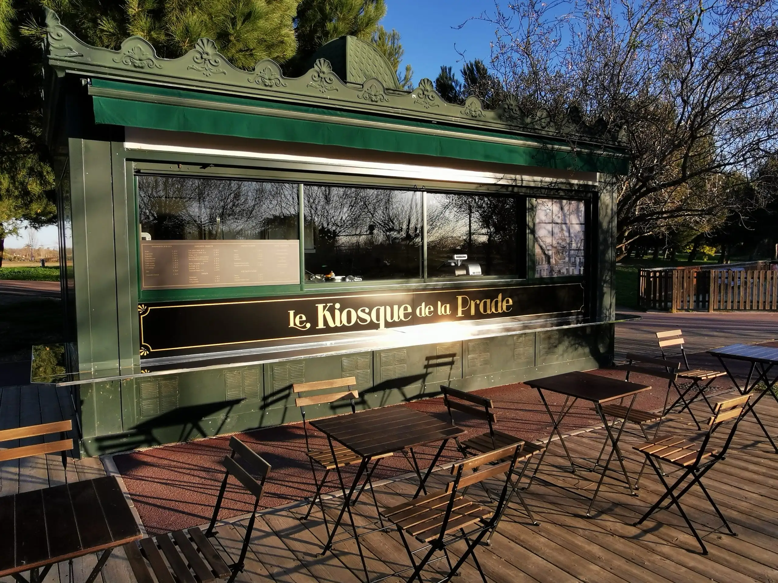 Le Kiosque de la Prade... Un lieu hors du temps à Saint-Cyprien