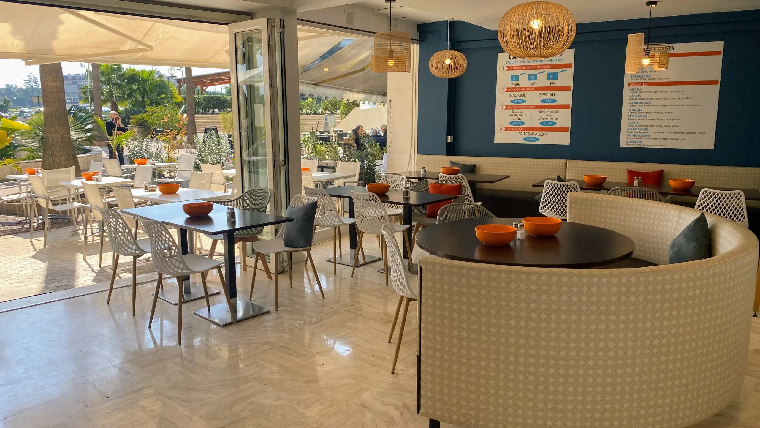 La Minute Moule Cannes Marina - Restaurant Mandelieu La Napoule à Mandelieu-la-Napoule