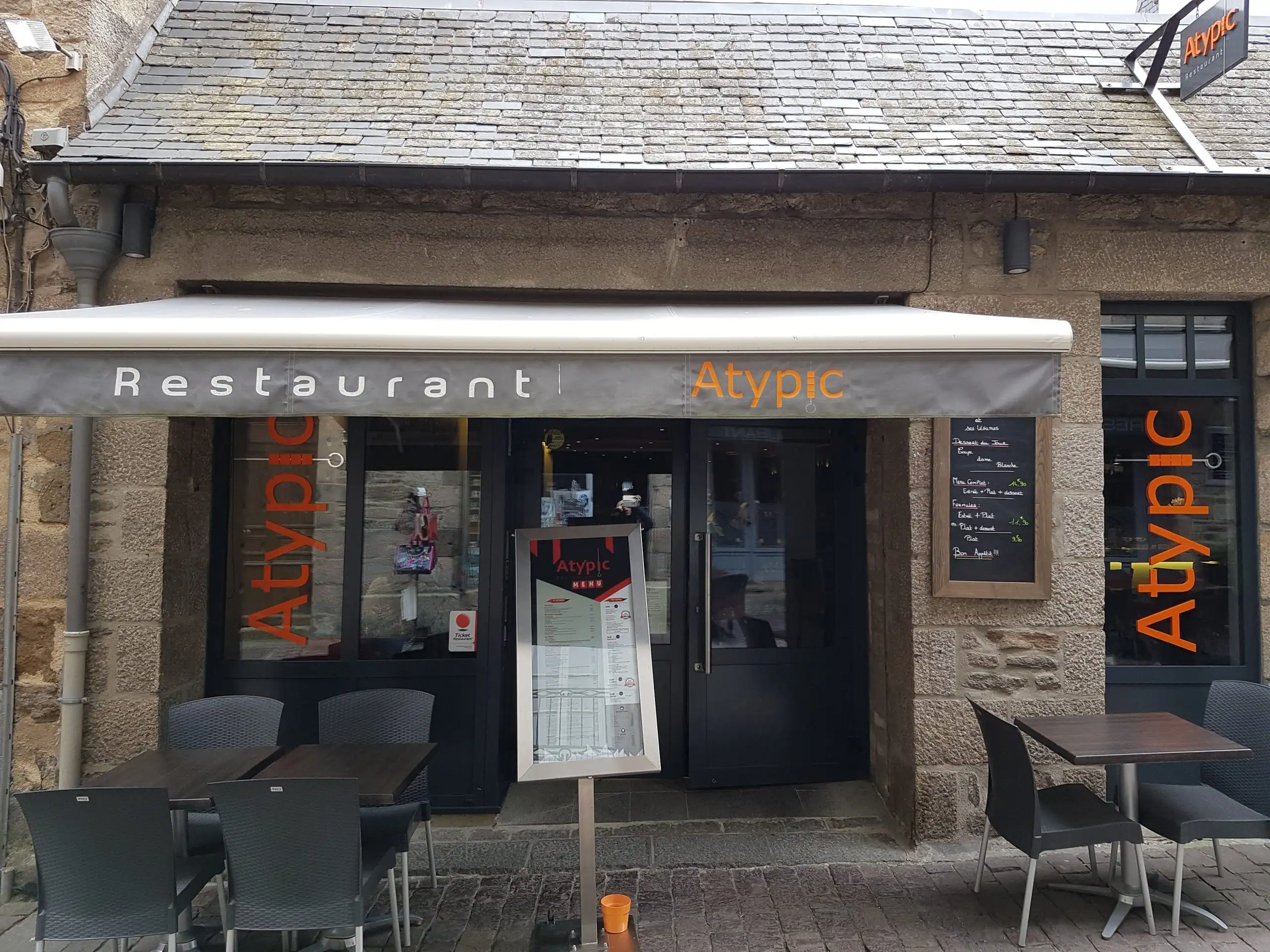 Atypic à Dinan