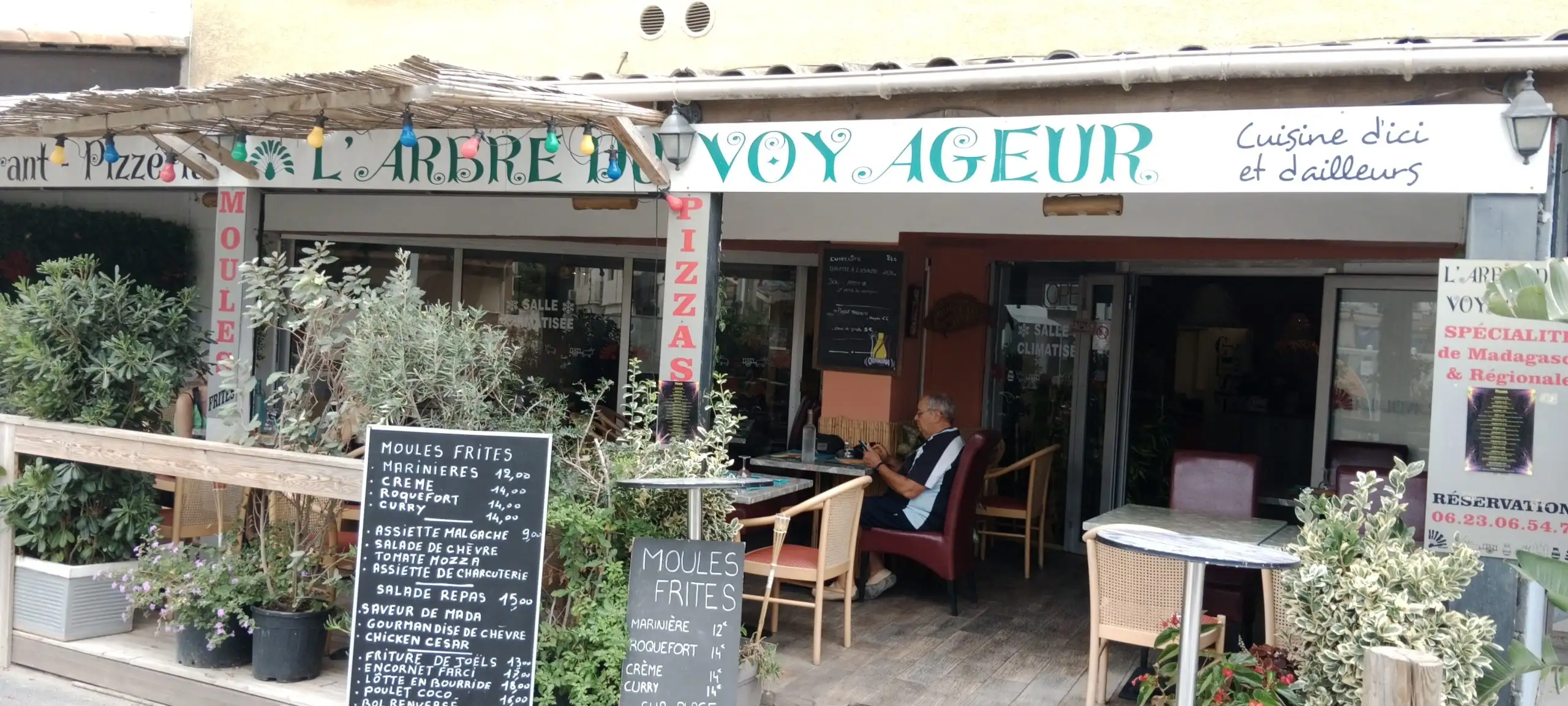 L'arbre du voyageur cuisine regionale à Frontignan