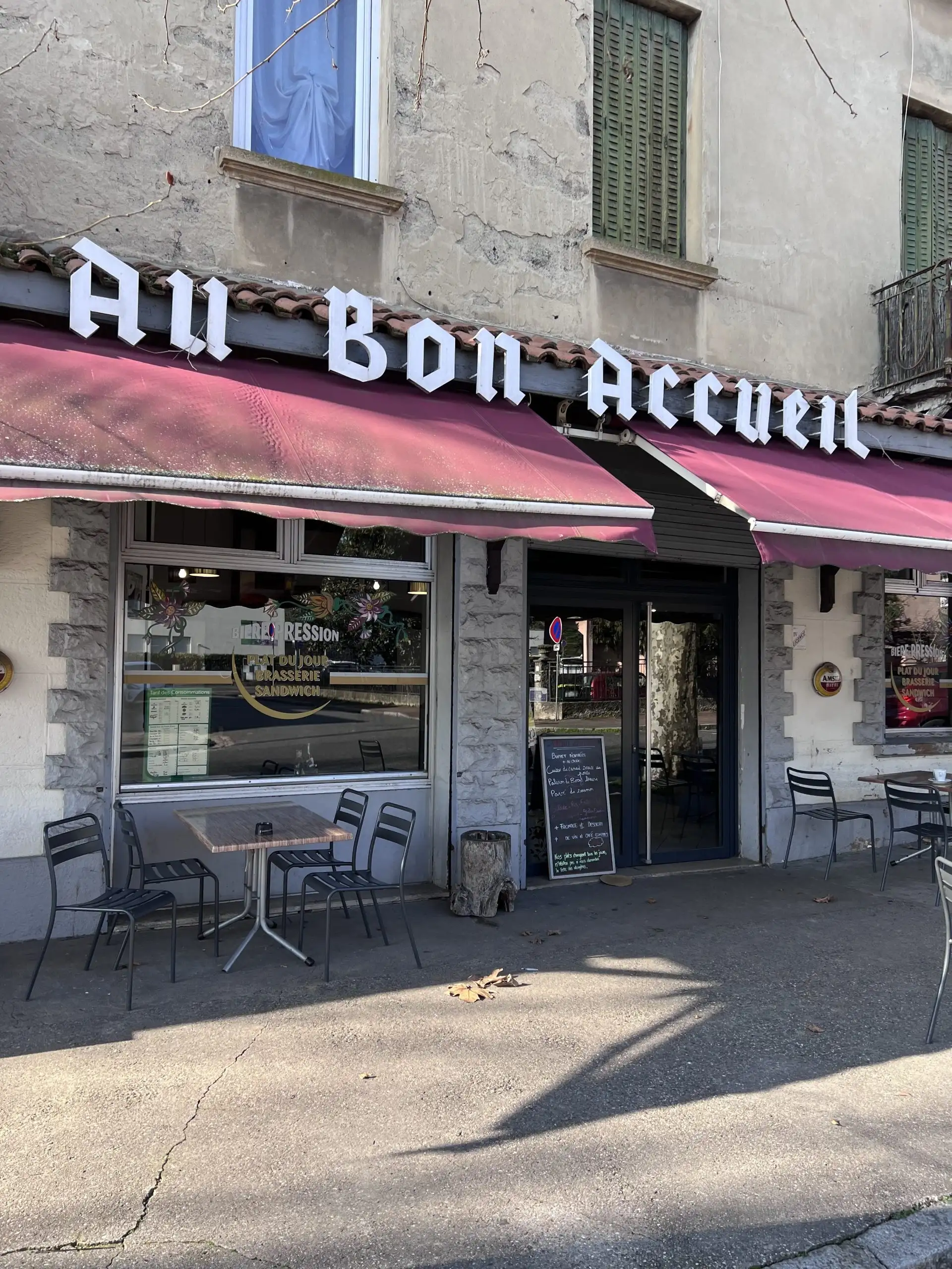 Au Bon Accueil à Vénissieux
