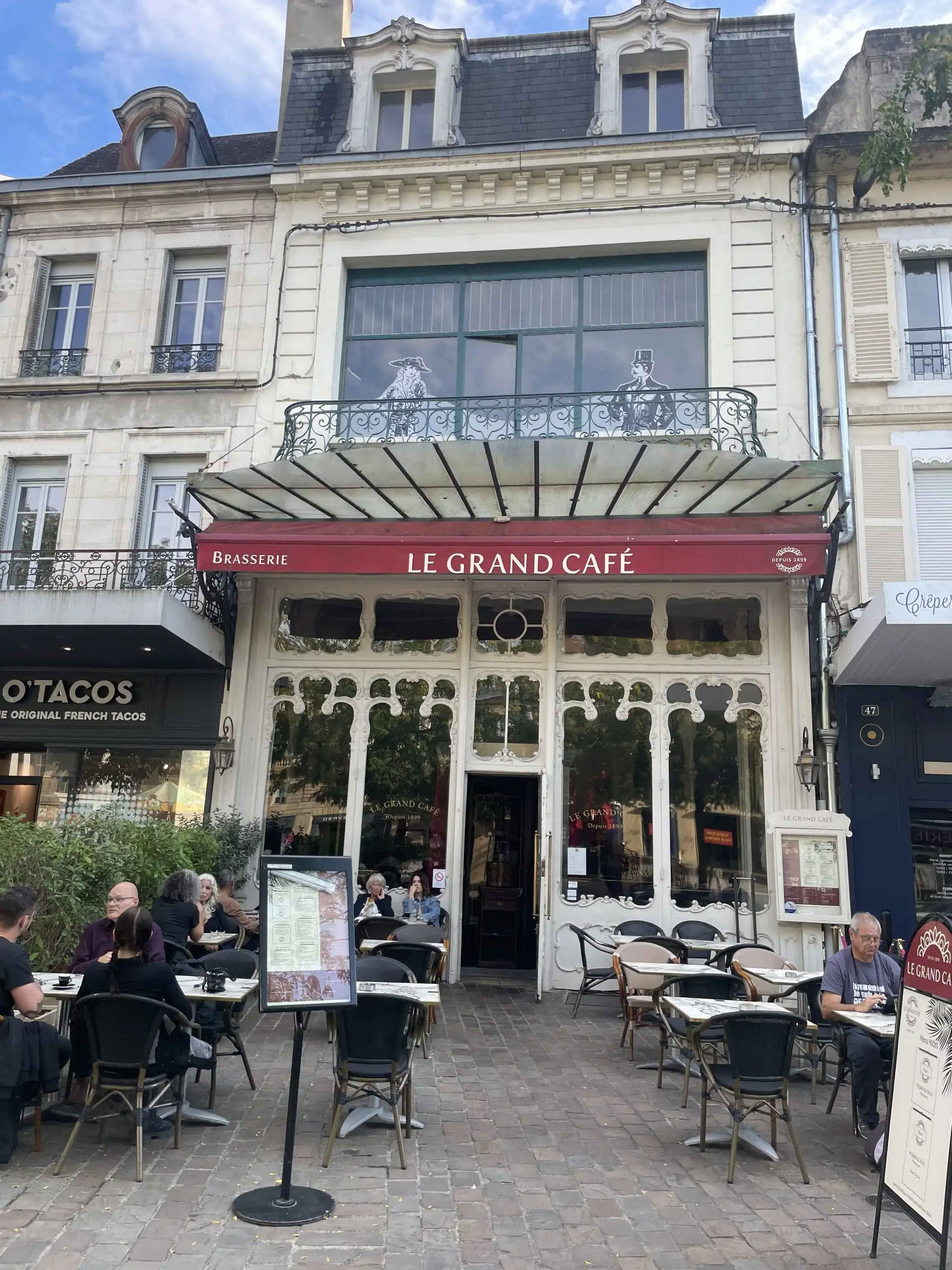 Le Grand Café à Moulins