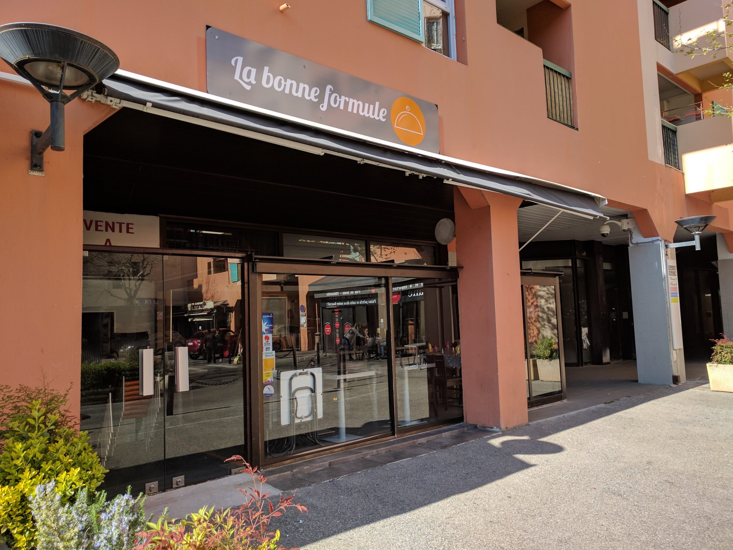 La Bonne Formule à Valbonne