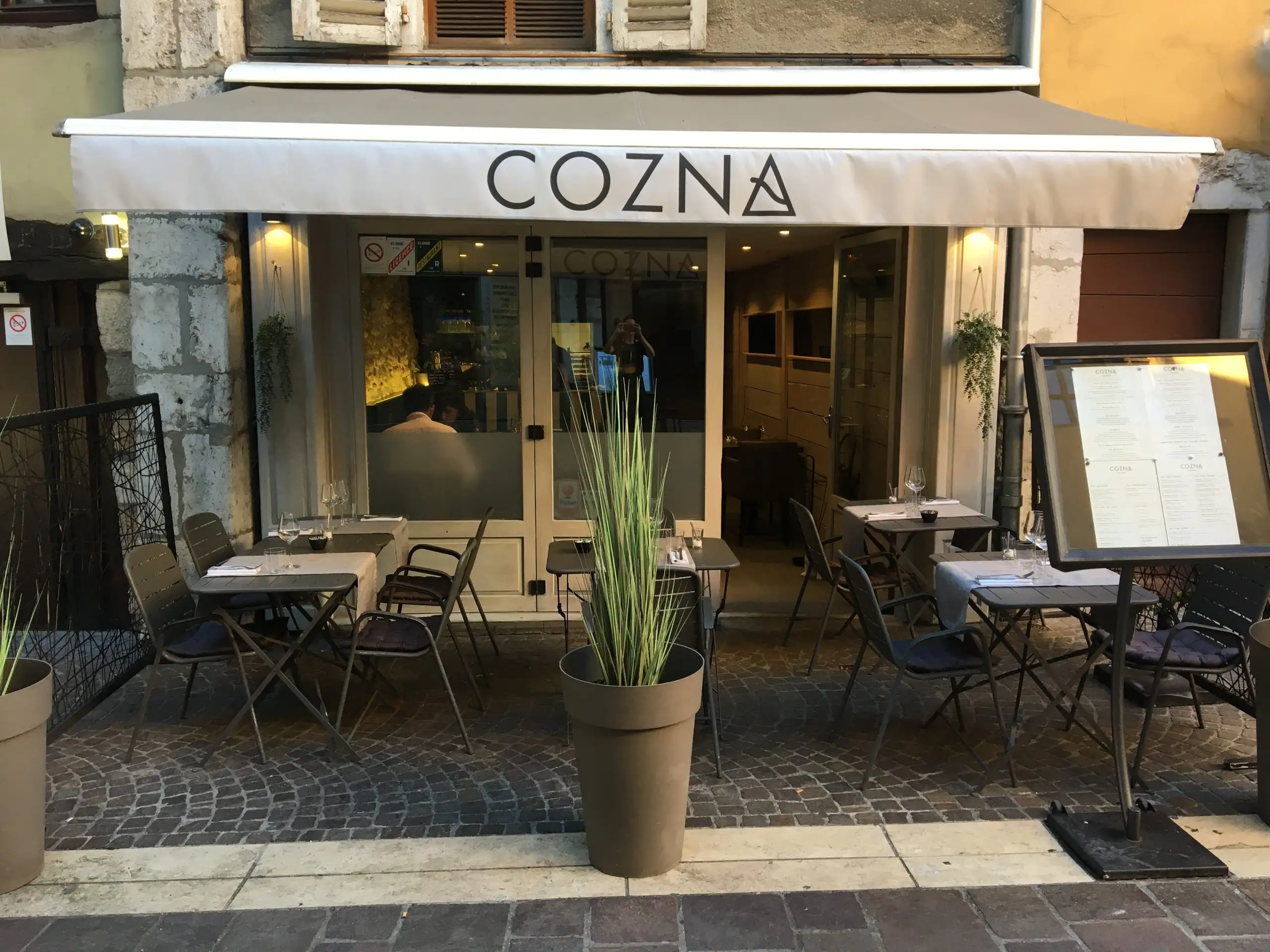 COZNA à Annecy