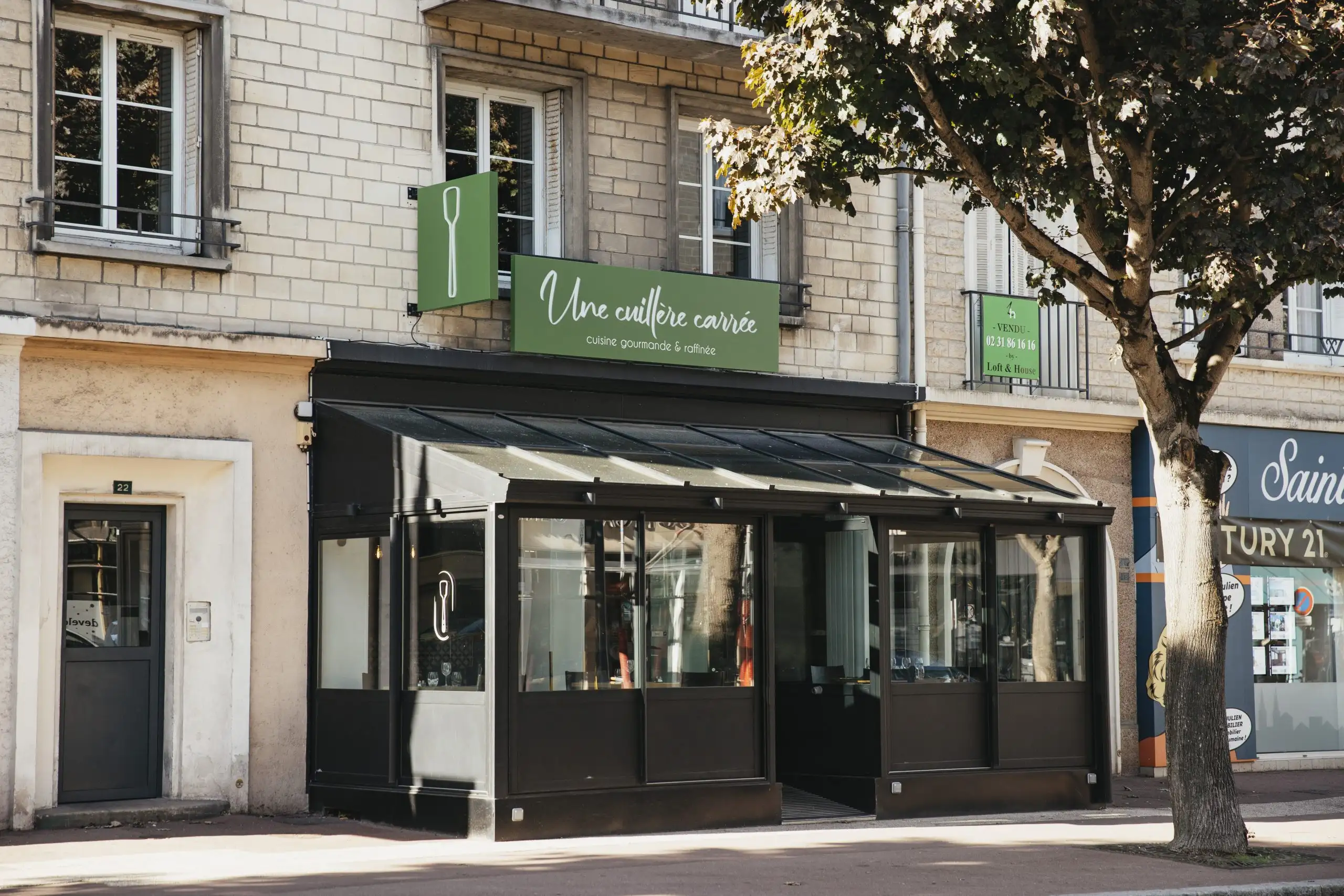 Une Cuillère Carrée à Caen