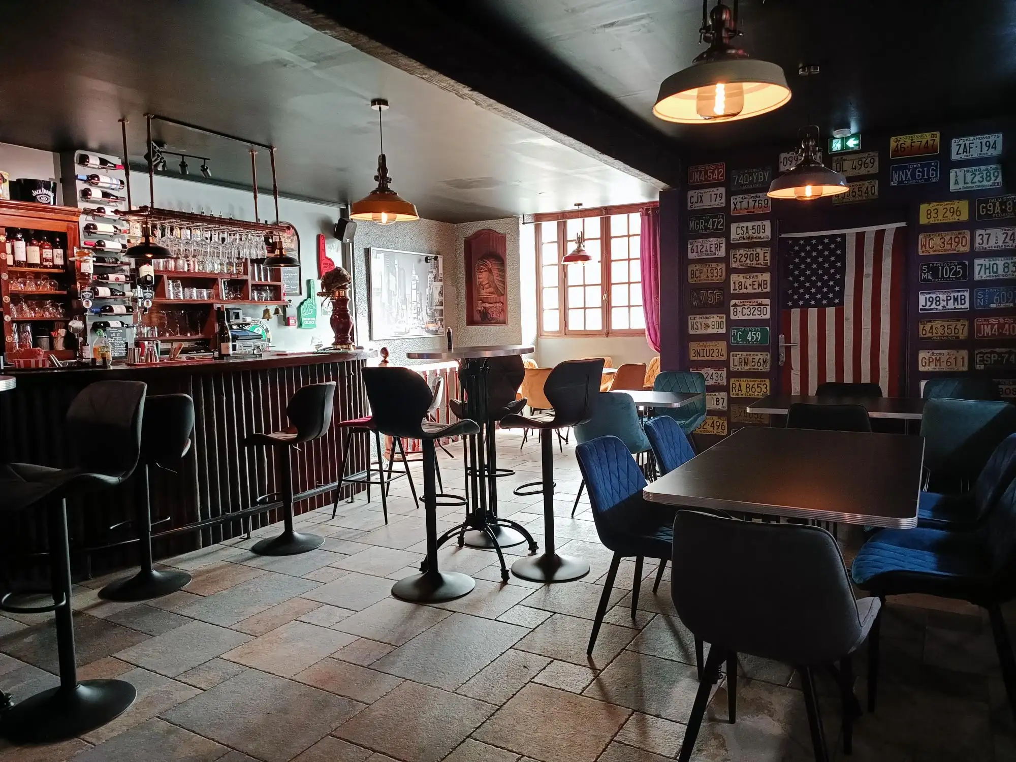 BAD LUCK SALOON à Pau