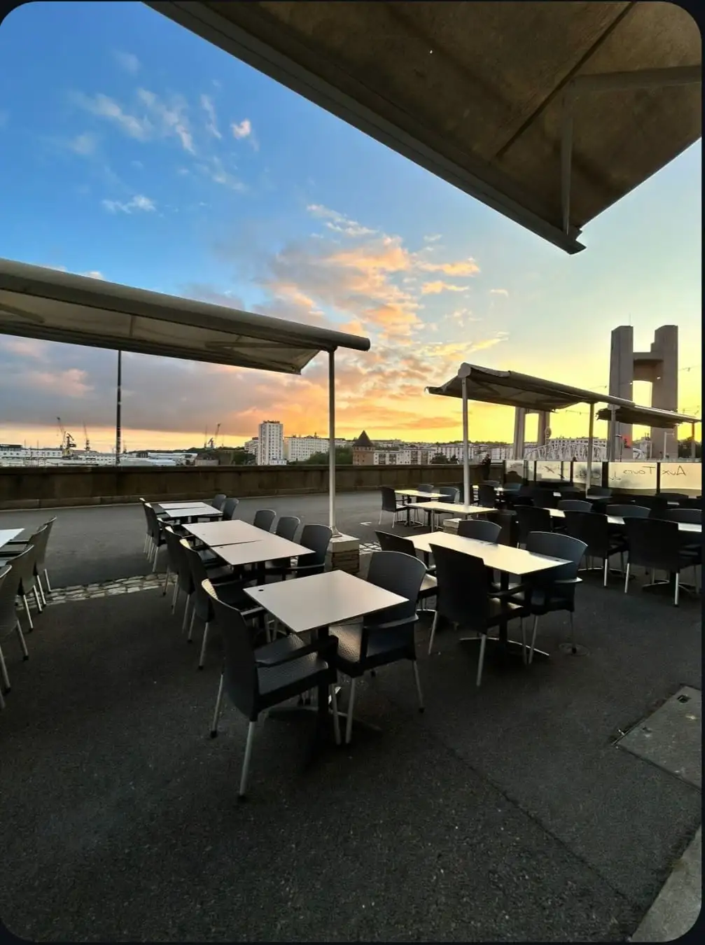 Aux Tours du Château à Brest