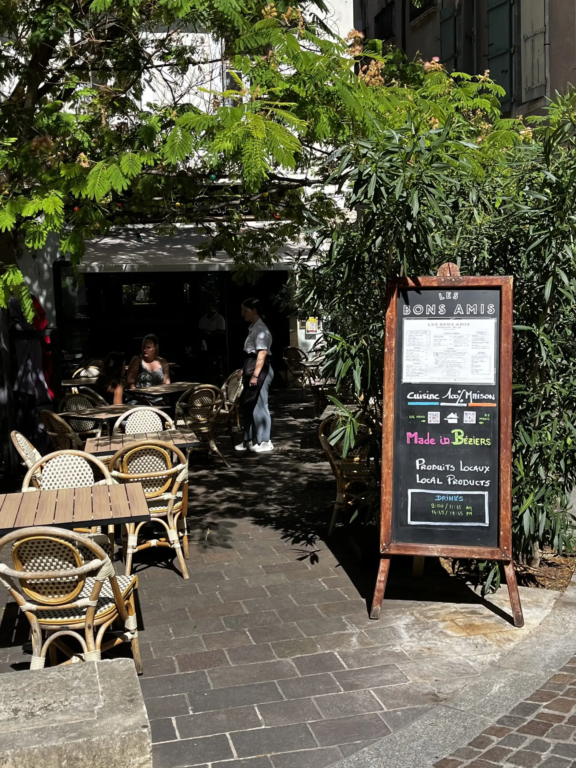 LES BONS AMIS - BEZIERS à Béziers