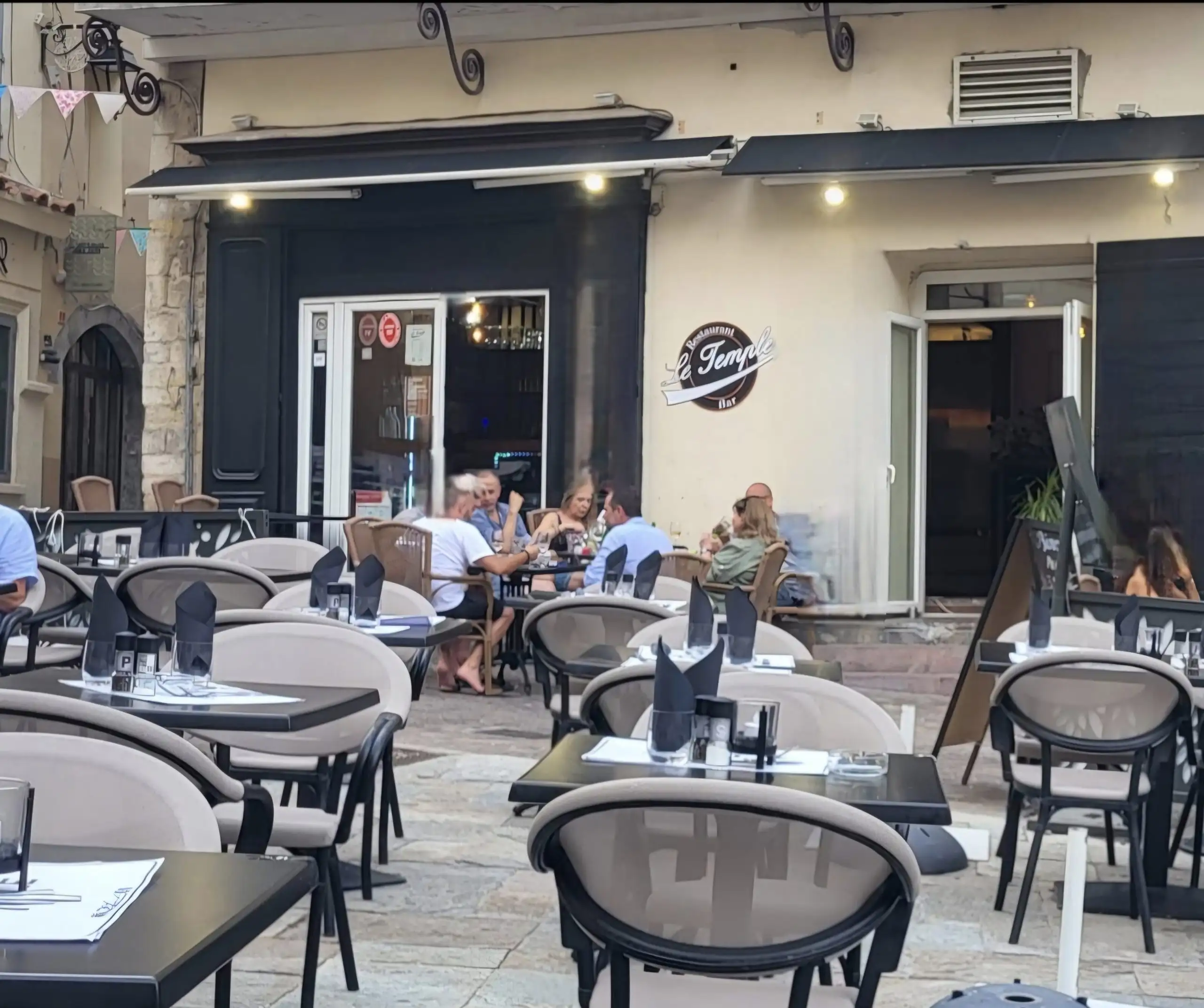 Le Temple à Hyères