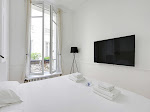 Photos de Elegant appt 3BDR 5P - Arc de Triomphe / Porte Maillot - Belvilla by Oyo n°3
