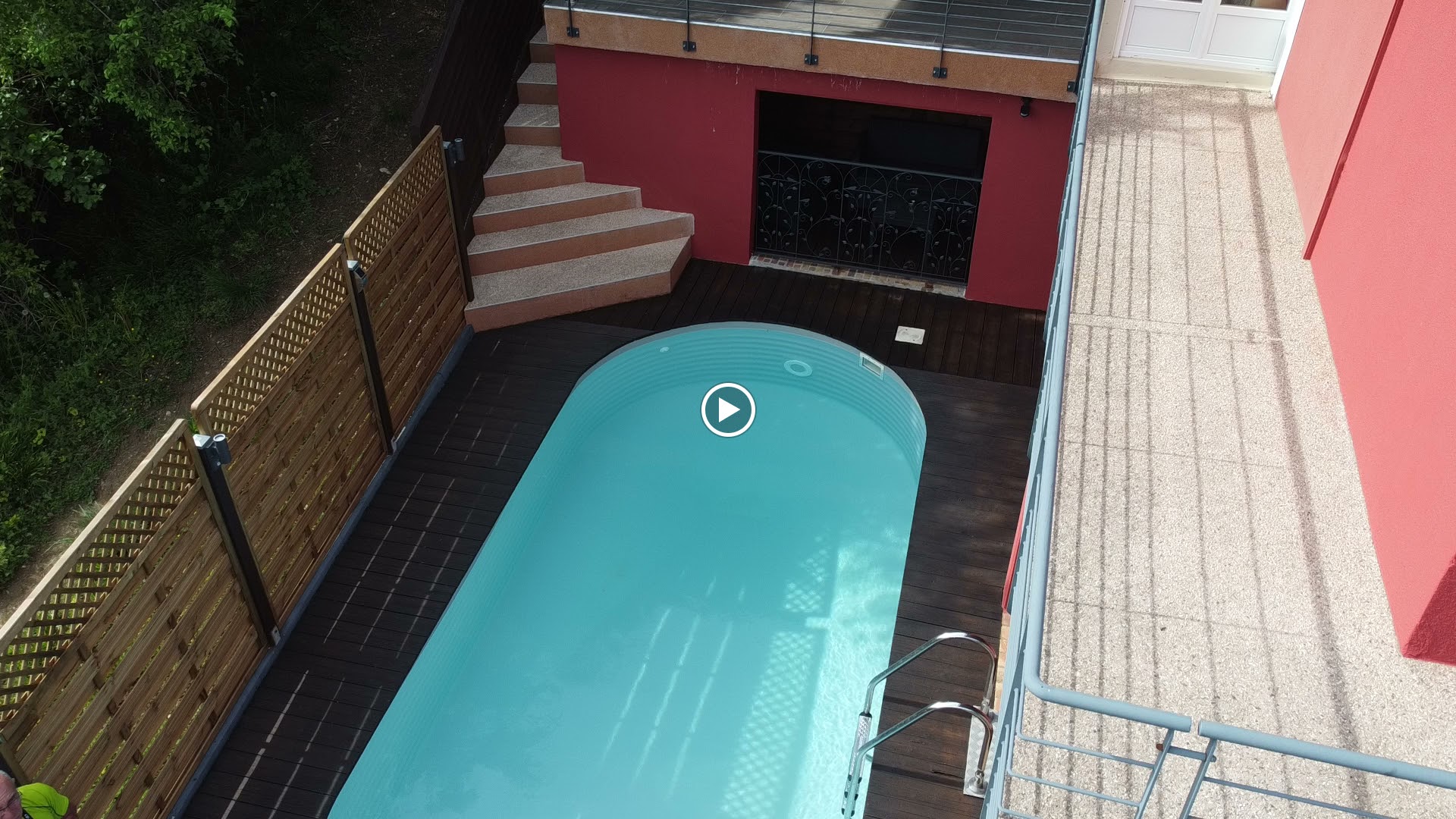 Photos de La Colline aux Yeux Doubs n°2