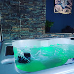 Photos de L'Everest Room : Love room, week-end romantique, chambres d'hôtes, piscine, jacuzzi, proche La Valentine, Marseille n°3