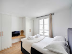 Photos de Peaceful apartment - 2BR/4P-Tour Eiffel - Belvilla by Oyo n°10