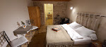 Photos de Hotel Chambres d hotes La maison Des Chiens Verts n°3