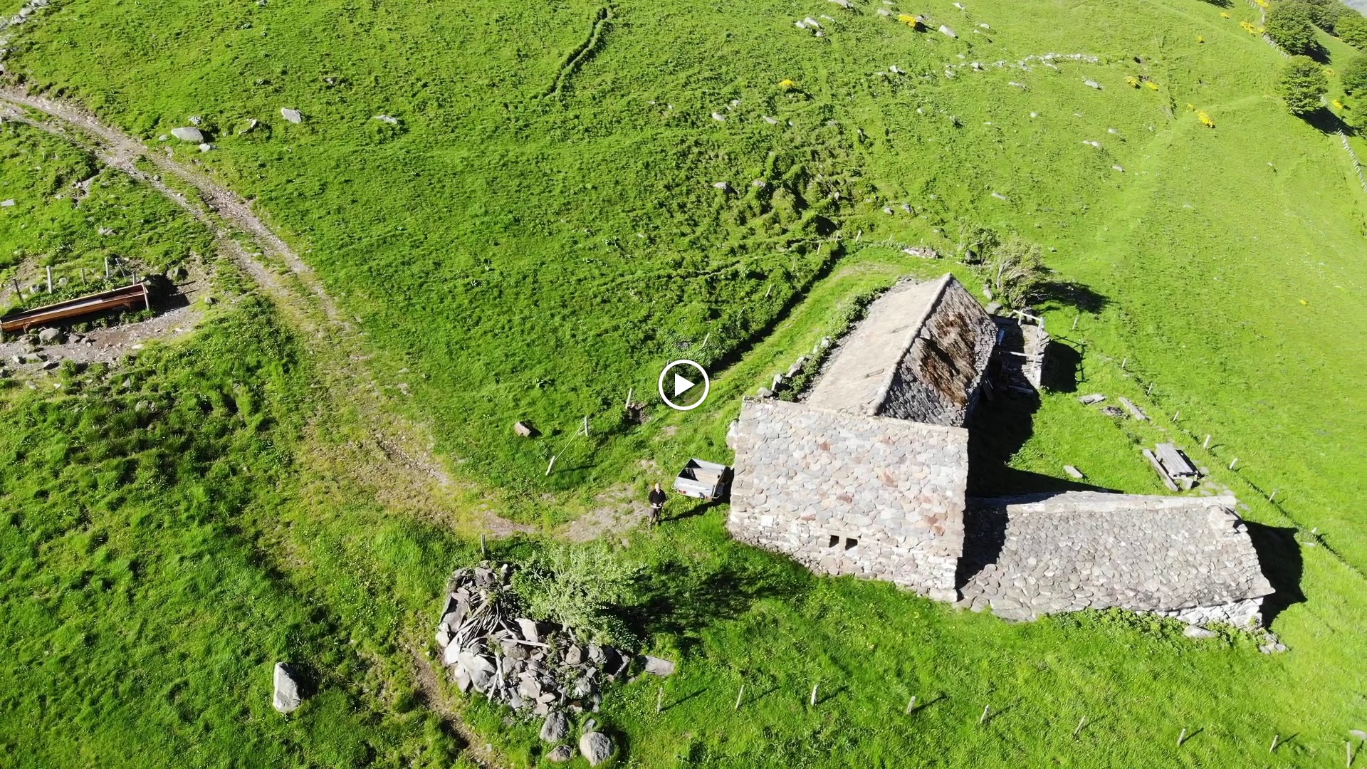 Photos de Buron de la Fumade Vieille - Cantal Auvergne n°9