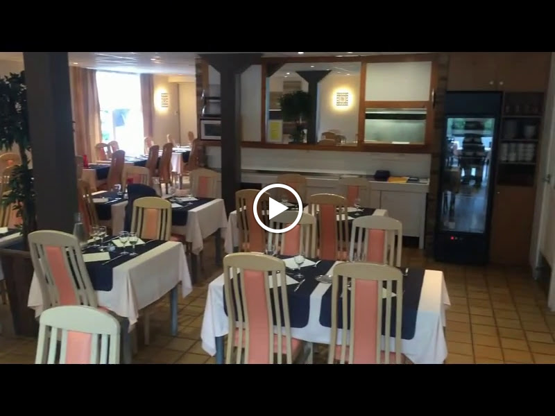 Photos de Hôtel Restaurant Le Relais des Champs n°3